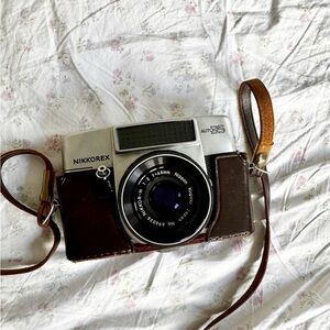 Vintage Nikkorex Auto 35mm Rangefinder Film Camera Leather Case & Strap 48mm 1:2